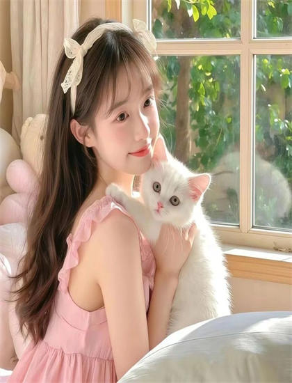 深入《双界倒爷之女帝是我网友》的世界：全面解读与深度分析